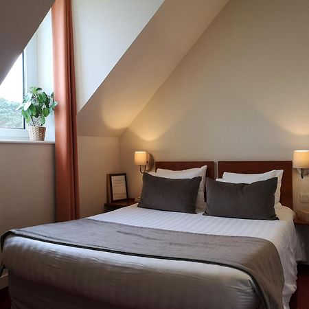 Hotel Aux Tamaris - Vue Mer Roscoff Rom bilde