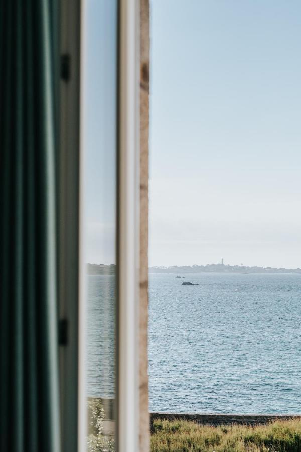 Hotel Aux Tamaris - Vue Mer Roscoff Eksteriør bilde